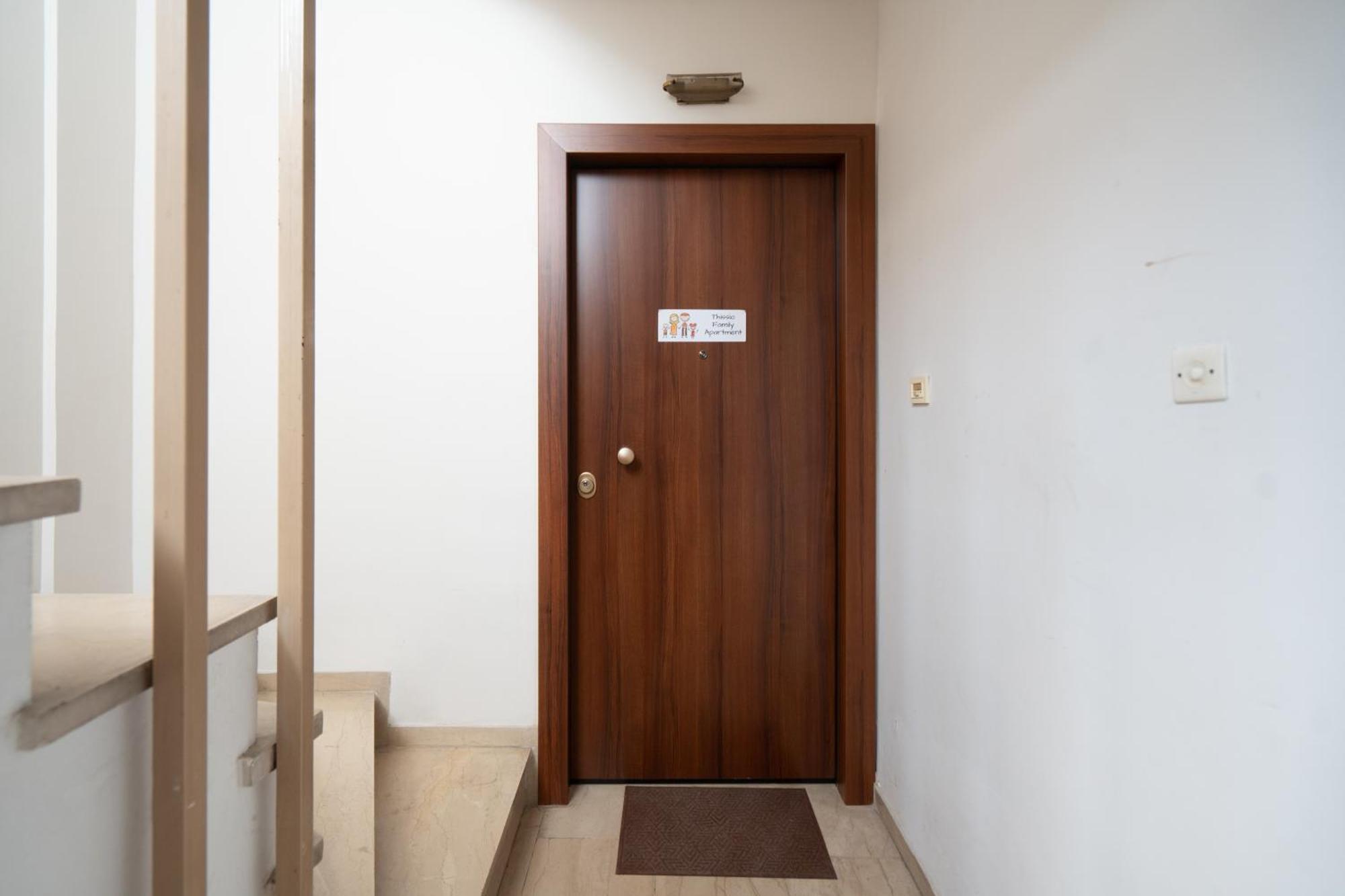 Thissio Family Apartment Athen Exterior foto